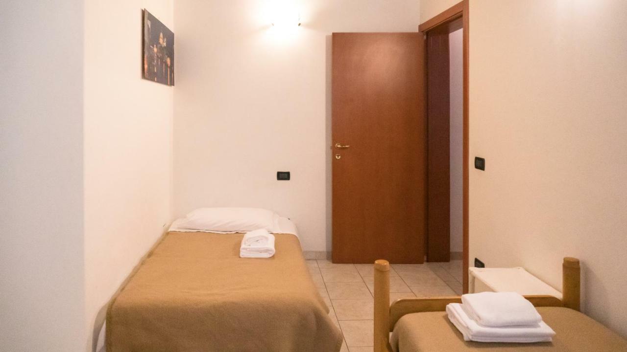 La Gondola - Beautiful Canal View Appartement *
